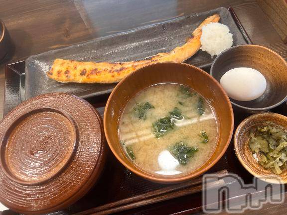 上越デリヘルHONEY(ハニー) りょう(25)の1月7日写メブログ「しんぱち食堂🐟」