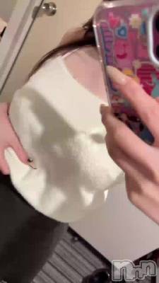 上越デリヘル BLUE BIRD上越店(ブルーバード上越店) ゆうな(24)の4月23日動画「白ニットの下はな～んだ」