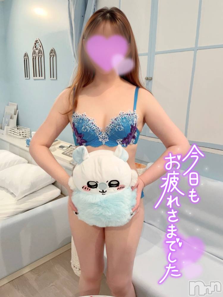 上越デリヘルらぶ妻　～新潟の人妻が集う店～(ラブツマ) 【新人】黒江しずく(33)の9月17日写メブログ「モモンガ部屋🩵」