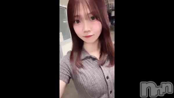 ��8��3�� 21��32ʬ�Υ֥�����