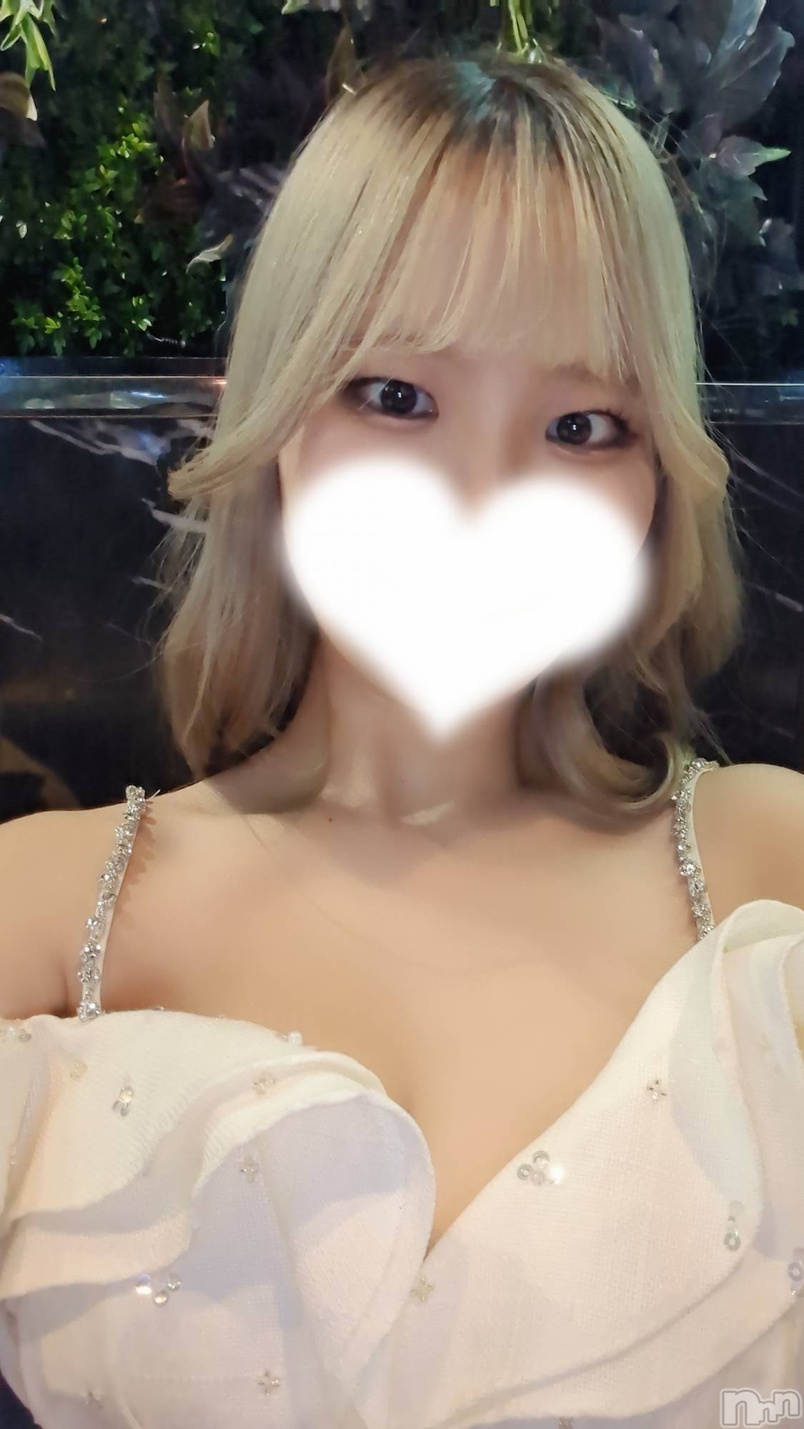 権堂キャバクラ・クラブCLUB FOUR GARDEN(クラブ フォーガーデン) の2025年10月29日写メブログ「金曜日は、、、!」