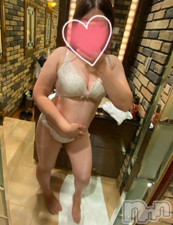 新潟人妻デリヘル新潟人妻デリバリーヘルス 下心 ～したごころ～(シタゴコロ)真白(ましろ)奥様(35)の2025年5月12日写メブログ「初出勤終了したよん」