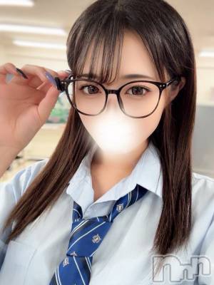 みりあ(20) 身長165cm、スリーサイズB85(C).W55.H83。長岡デリヘル BLUE BIRD長岡店(ブルーバードナガオカテン)在籍。