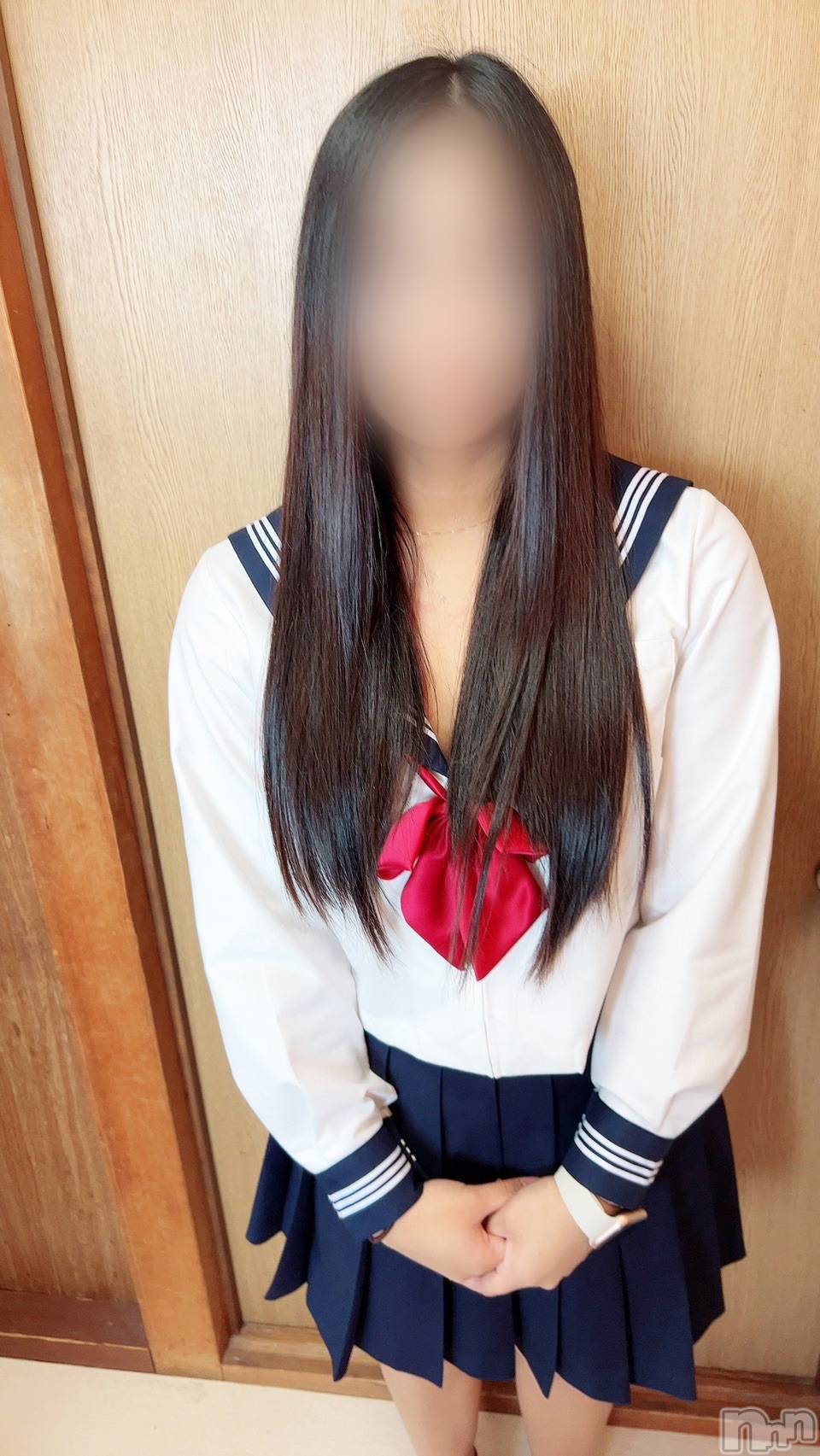 あきな