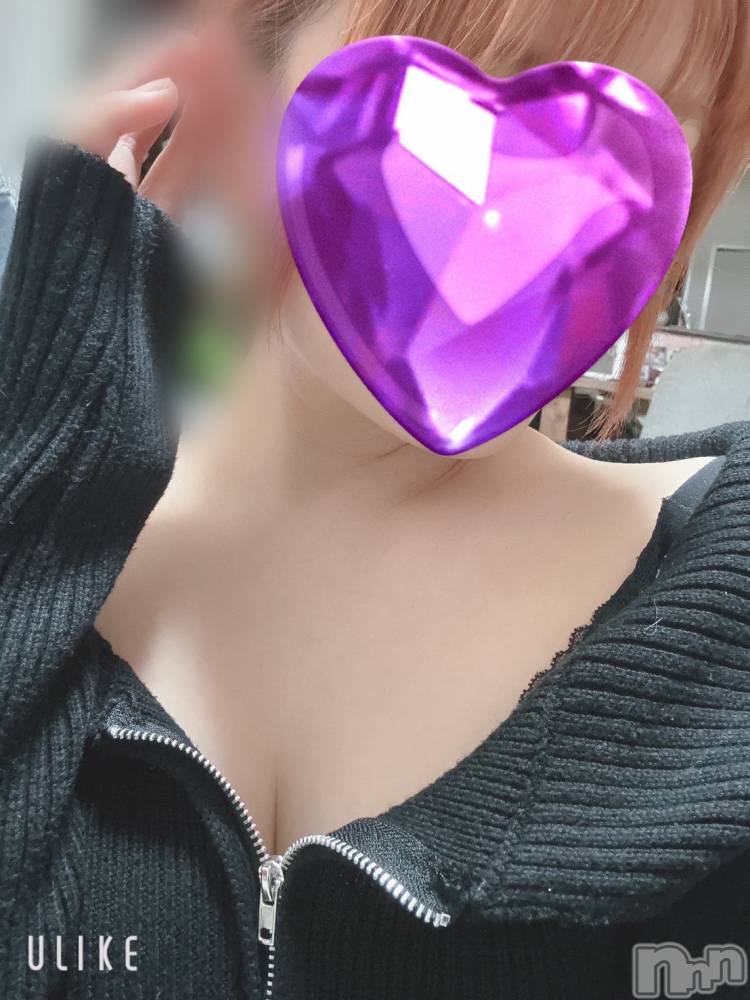 新潟デリヘルBetty(ベティ) ななせ(18)の7月4日写メブログ「密着するともっと…」