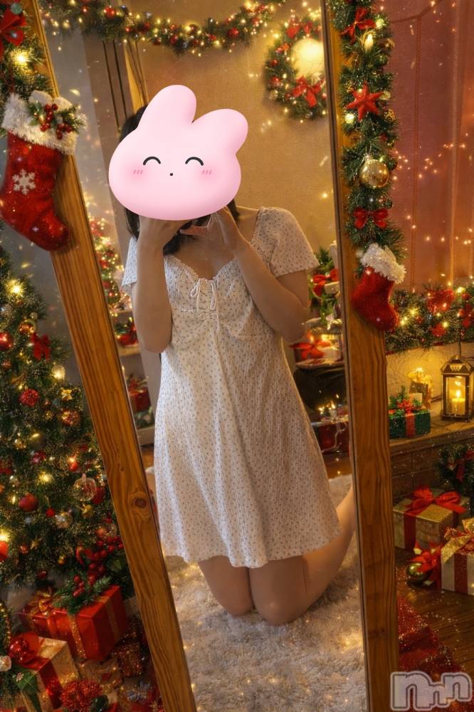 新潟メンズエステ花＊花(ハナハナ) よもぎ(26)の12月25日写メブログ「よもぎにサンタさん来る？🎅💕」