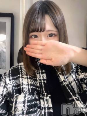 まもり(19) 身長164cm、スリーサイズB93(G以上).W57.H86。長岡デリヘル 純・無垢(ジュンムク)在籍。