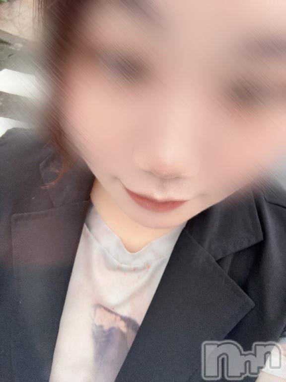 新潟ぽっちゃり新潟市鳥屋野潟ちゃんこ(ニイガタシトヤノガタチャンコ)あも(21)の2025年8月12日写メブログ「雨宿り…あもとしない？💋」