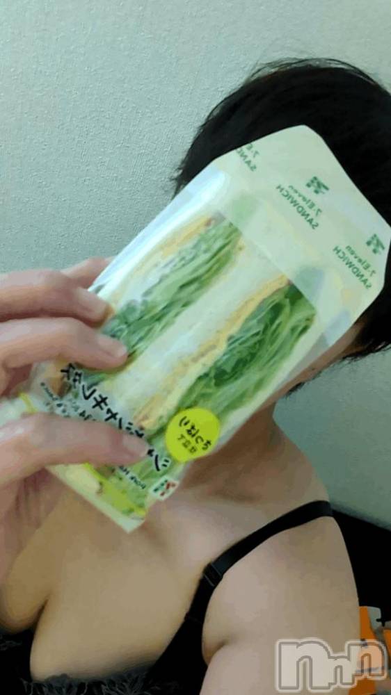 上田発人妻デリヘル人妻華道 上田店(ヒトヅマハナミチウエダテン) 【熟女】さち(54)の8月7日写メブログ「こんにちは☔」