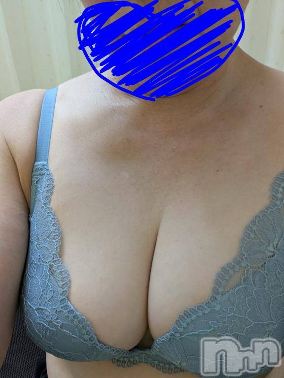 上田発人妻デリヘル人妻華道 上田店(ヒトヅマハナミチウエダテン)【熟女】さち(54)の2025年8月27日写メブログ「おはようございます😊」