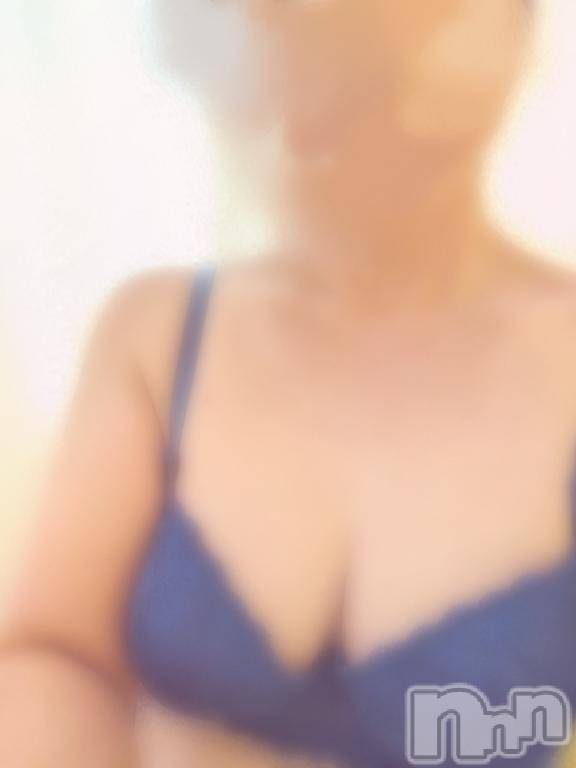 上田発デリヘル人妻華道 上田店(ヒトヅマハナミチウエダテン)【熟女】さち(54)の2025年11月5日写メブログ「寒いですね😣」