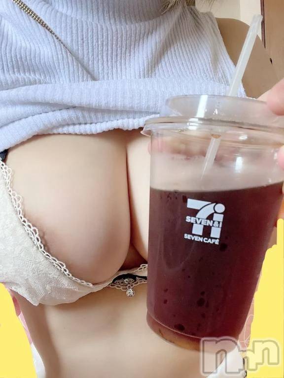 新潟デリヘル熟女の風俗 最終章(ジュクジョノフウゾクサイシュウショウ)あげは(35)の2025年10月22日写メブログ「甘いコーヒー大好きアゲハ残り出勤あと6日‼️」