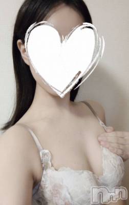 初出勤☆あき(19) 身長156cm、スリーサイズB80(D).W51.H81。新潟デリヘル Crest(クレスト)在籍。