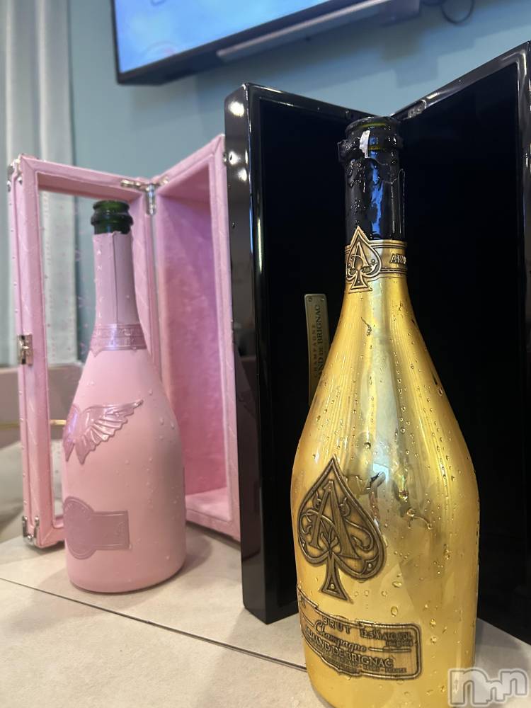 ����������ʥå��������륺�С�Girls Bar Philia(�����륺�С��ե��ꥢ) �ʤΤ�6��28���̥�֥��������紶��👼🏻‪‎︎💕︎��