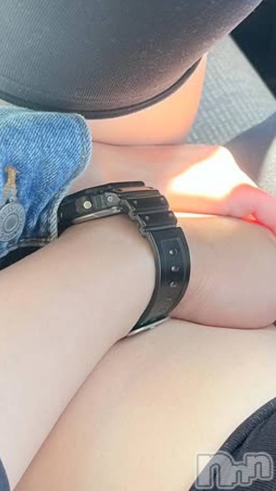 新潟人妻デリヘル新潟人妻デリバリーヘルス 下心 ～したごころ～(シタゴコロ)さゆり奥様(37)の2025年5月25日写メブログ「•♬明日はお部屋で…✧*｡」