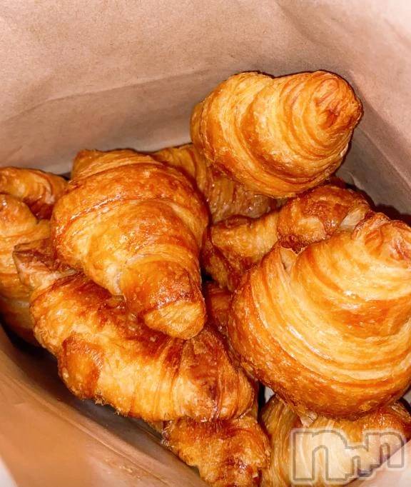 新潟デリヘル新潟市鳥屋野潟ちゃんこ(ニイガタシトヤノガタチャンコ) らら(20)の10月5日写メブログ「(*˘︶˘*)ｵﾔｽﾐ~｡.:*♡」