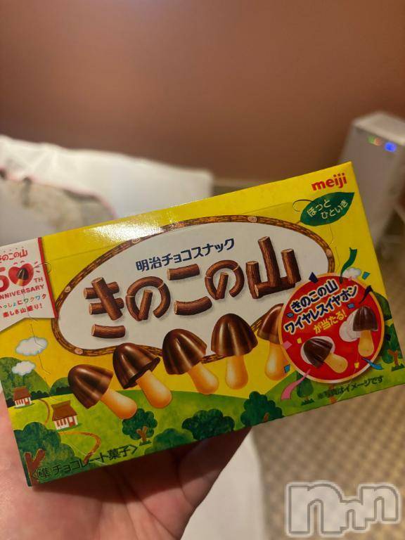 新潟ぽっちゃり新潟市鳥屋野潟ちゃんこ(ニイガタシトヤノガタチャンコ)らら(20)の2025年7月21日写メブログ「(*˘ ³˘)♥ちゅちゅぱっ！🌷見てみてー！」