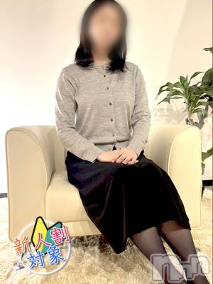 五十嵐(35) 身長162cm、スリーサイズB89(D).W59.H87。新潟人妻デリヘル 人妻楼　新潟店(ヒトヅマロウ　ニイガタテン)在籍。