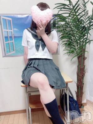 あまい(18) 身長164cm、スリーサイズB85(D).W57.H85。新潟デリヘル 新潟デリヘル倶楽部(ニイガタデリヘルクラブ)在籍。