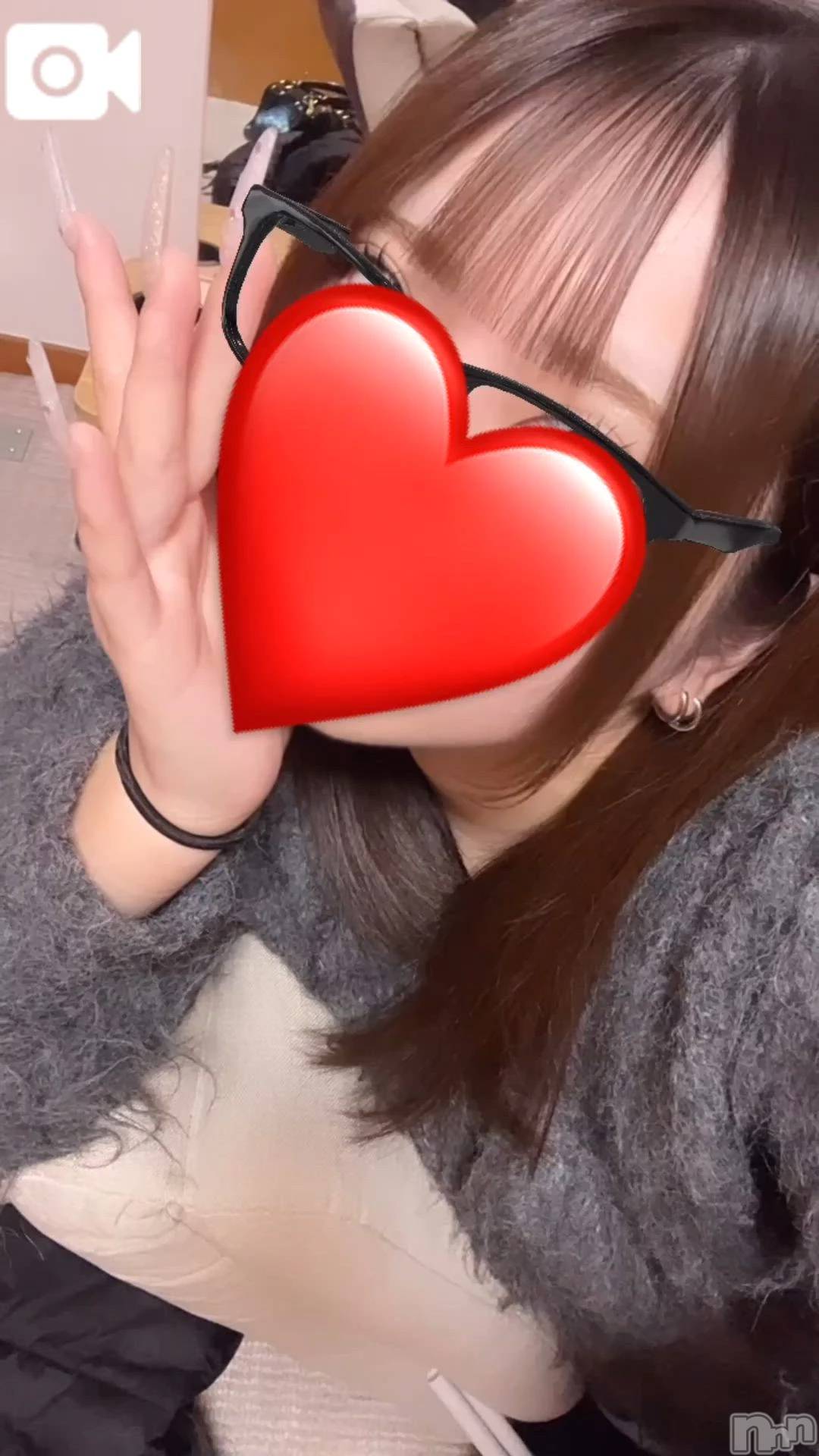 三条デリヘル新潟デリヘル倶楽部　三条店(ニイガタデリヘルクラブ　サンジョウテン)あまい(18)の2025年11月19日写メブログ「❤️ﾁﾗ👀❤️」