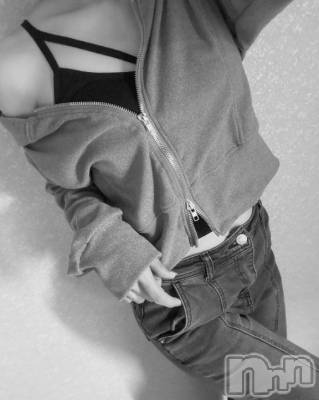 上越デリヘル HONEY(ハニー) すずは(♪)(30)の10月13日写メブログ「出勤予定🐰💭」