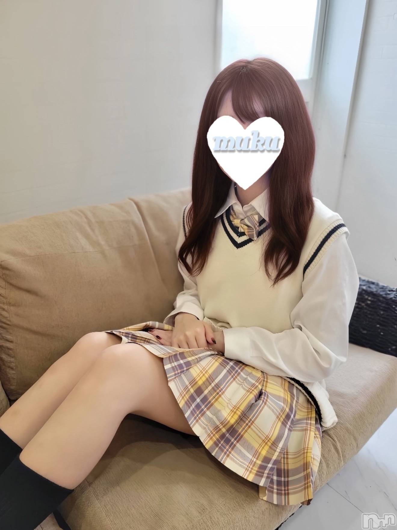 あや