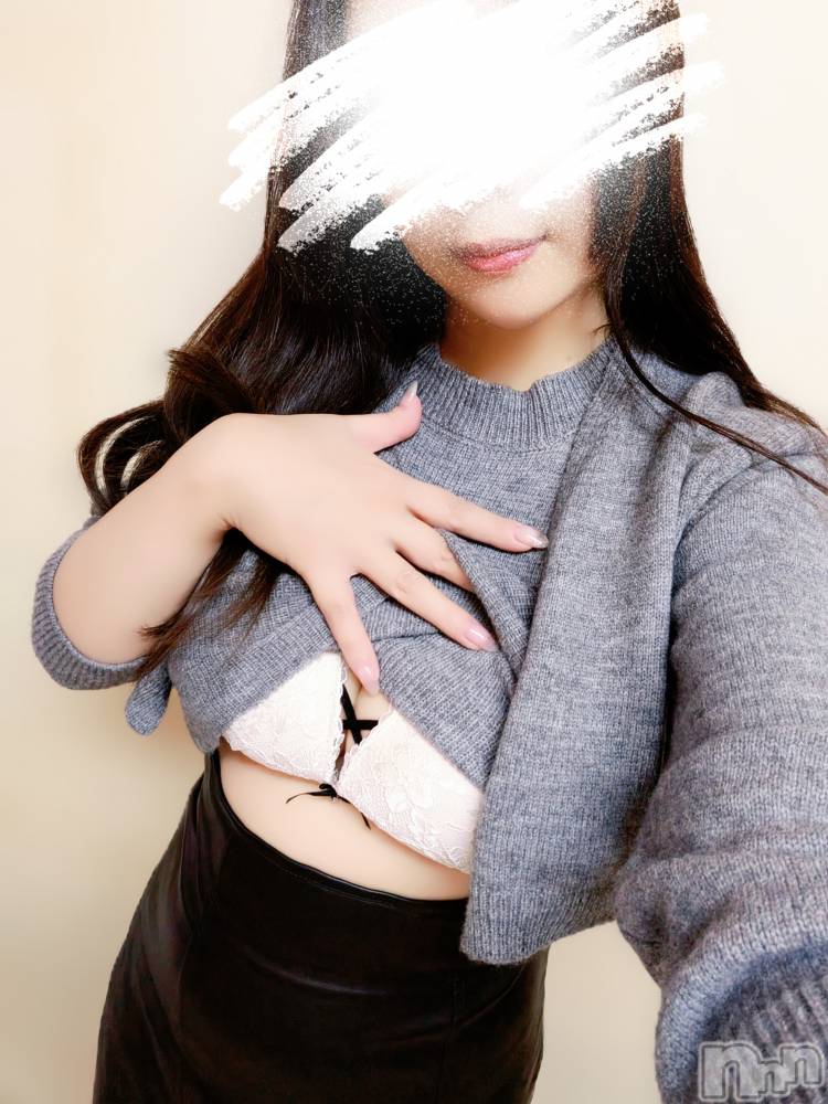 新潟デリヘル人妻不倫処　桃屋　新潟店(ヒトヅマフリンドコロモモヤ) みなみ・新人奥様(38)の11月29日写メブログ「今日は10:00～17:00まで♥️」