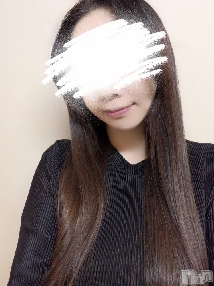 新潟デリヘル人妻不倫処　桃屋　新潟店(ヒトヅマフリンドコロモモヤ) みなみ・清楚系大人女子(38)の2月28日写メブログ「12時から空いてます♥️」