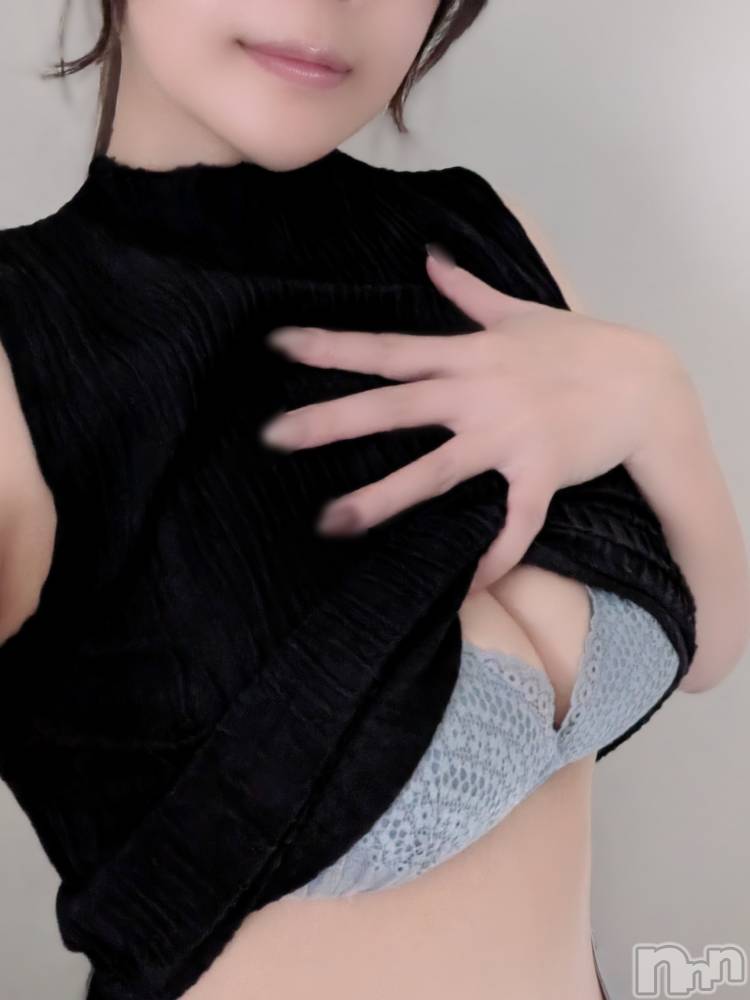 新潟デリヘル人妻不倫処　桃屋　新潟店(ヒトヅマフリンドコロモモヤ) みなみ・清楚系大人女子(38)の3月7日写メブログ「今日は17時まで💕」