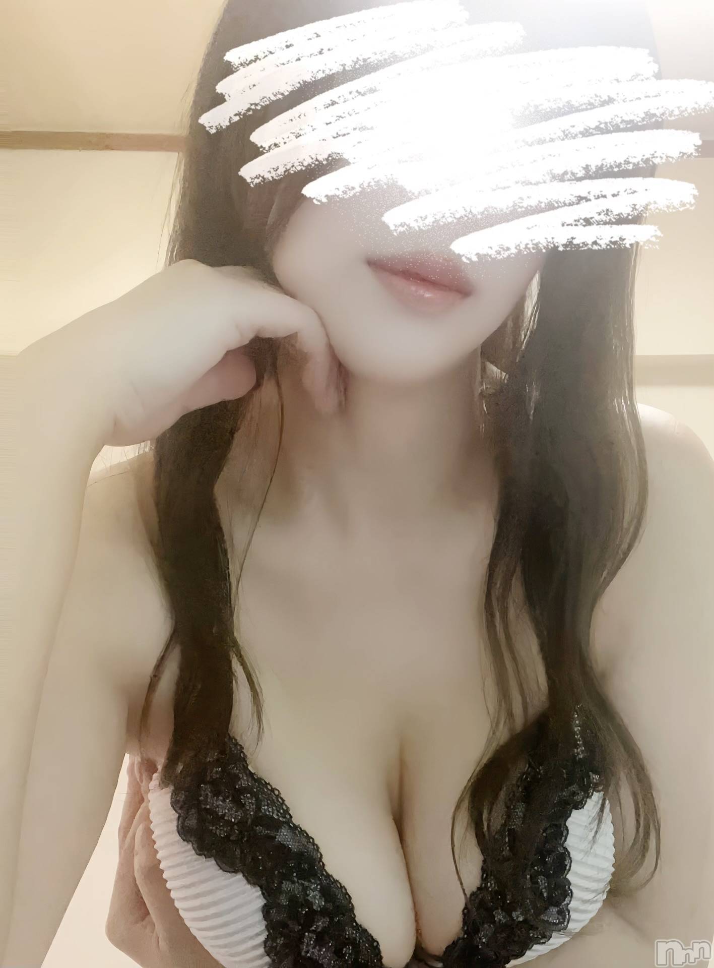 新潟人妻デリヘル人妻不倫処　桃屋　新潟店(ヒトヅマフリンドコロモモヤ)みなみ・新人奥様(38)の2025年6月14日写メブログ「今日もイチャイチャしたいな💕」