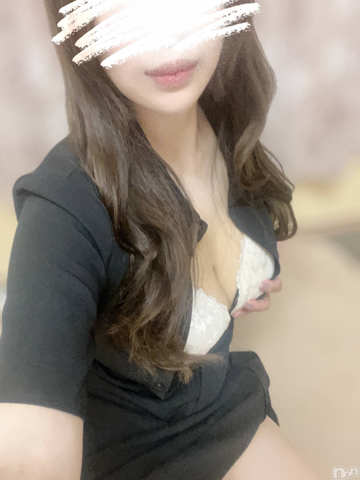 新潟人妻デリヘル人妻不倫処　桃屋　新潟店(ヒトヅマフリンドコロモモヤ)みなみ・新人奥様(38)の2025年6月14日写メブログ「雨の中ありがとう💕」