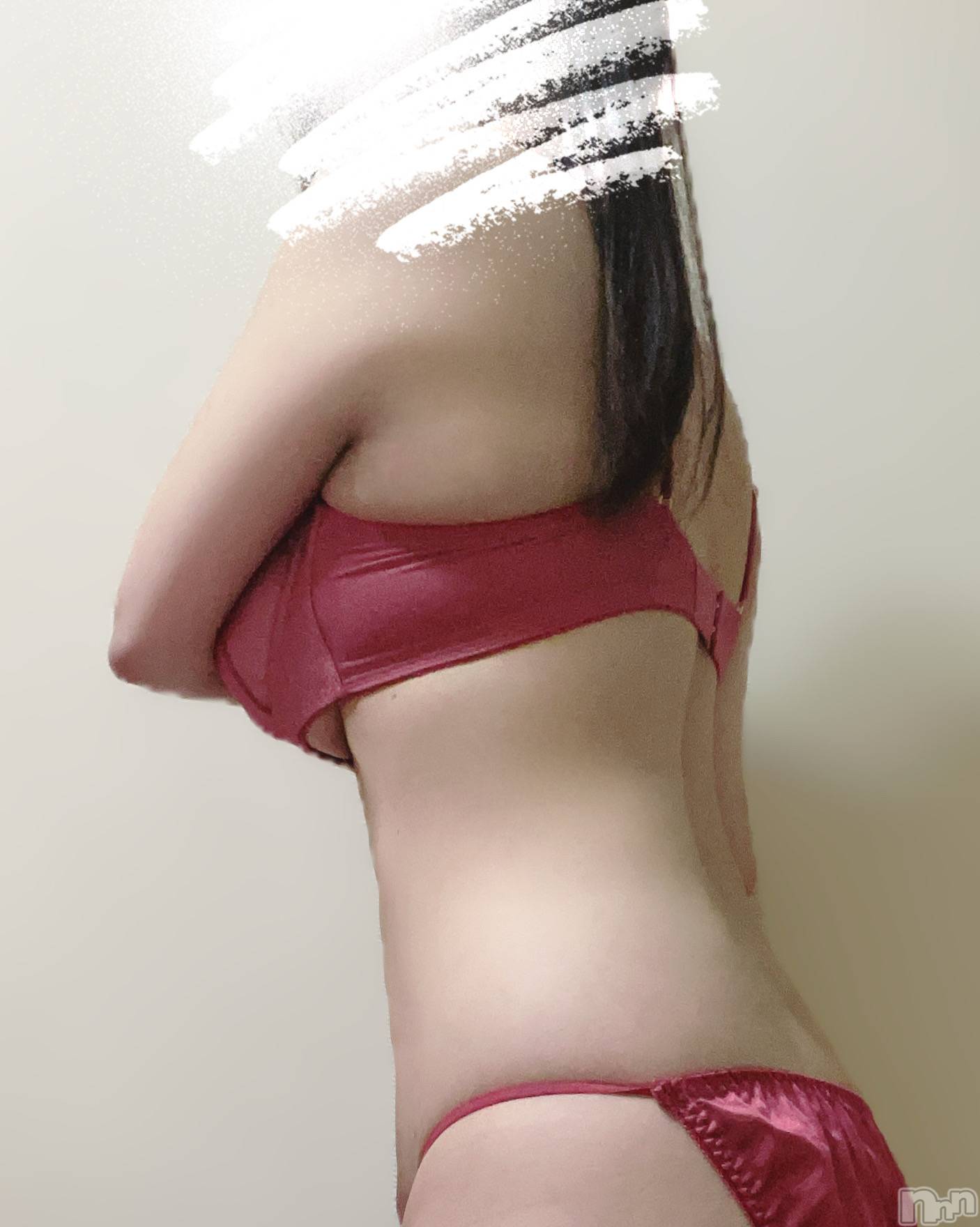 新潟人妻デリヘル人妻不倫処　桃屋　新潟店(ヒトヅマフリンドコロモモヤ)みなみ・新人奥様(38)の2025年8月23日写メブログ「出勤です☺️」