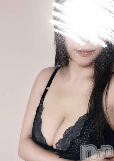 新潟デリヘル人妻不倫処　桃屋　新潟店(ヒトヅマフリンドコロモモヤ)みなみ・新人奥様(38)の2025年11月1日写メブログ「これから出勤します☺️」