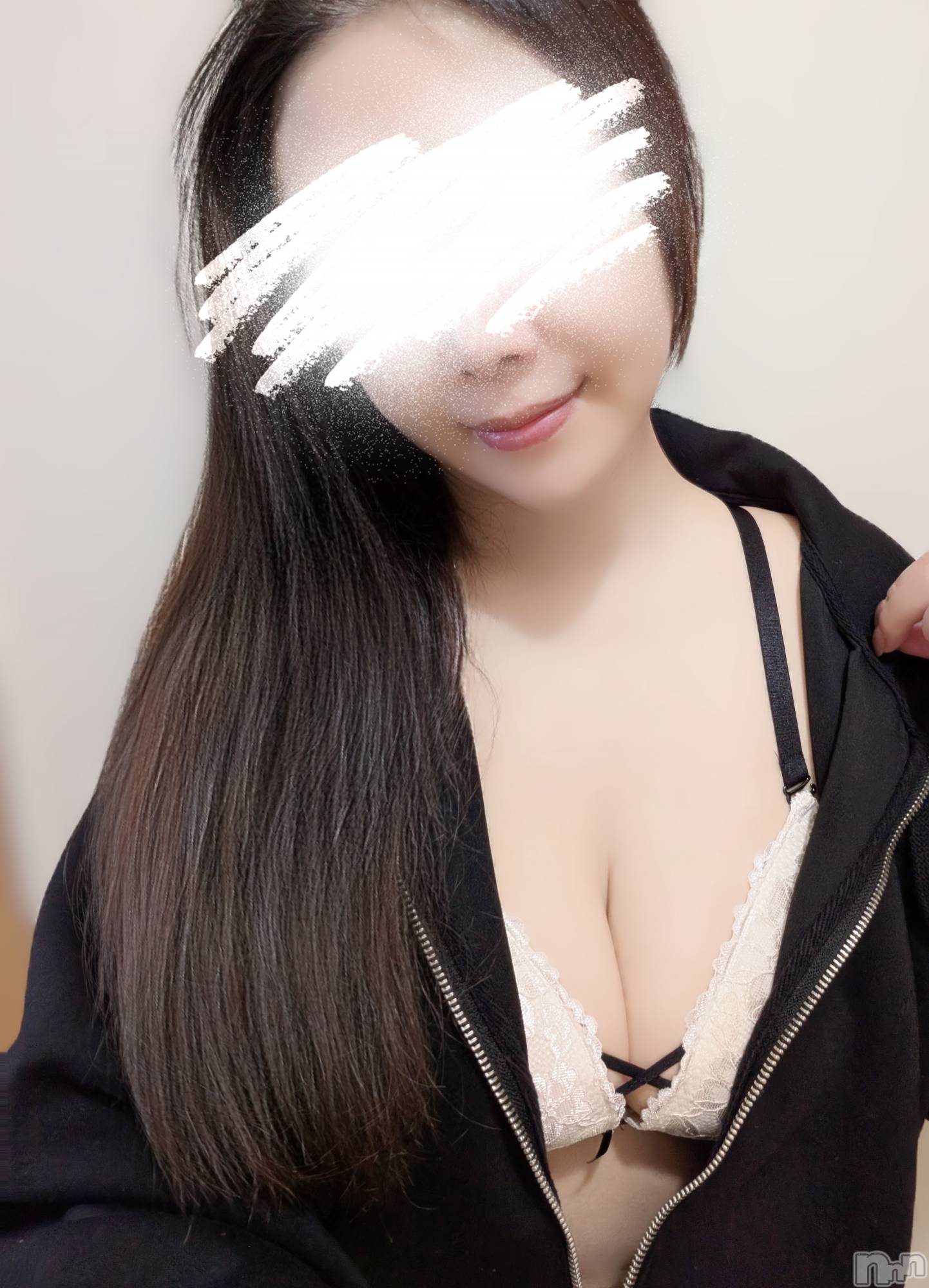 新潟デリヘル人妻不倫処　桃屋　新潟店(ヒトヅマフリンドコロモモヤ)みなみ・新人奥様(38)の2025年11月14日写メブログ「今日は24時まで❤️」