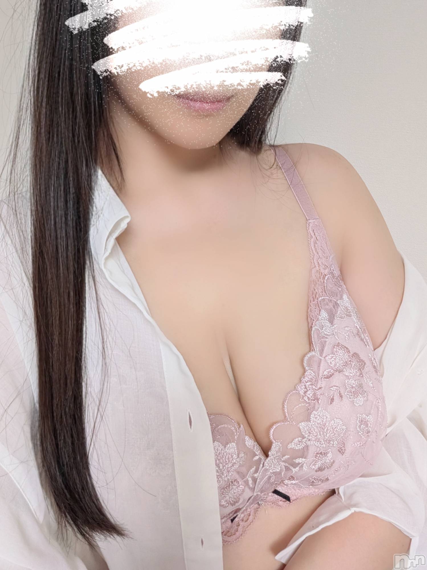 新潟デリヘル人妻不倫処　桃屋　新潟店(ヒトヅマフリンドコロモモヤ)みなみ・清楚系大人女子(38)の2026年8月28日写メブログ「出勤します💕」