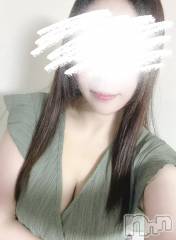 新潟人妻デリヘル人妻不倫処　桃屋　新潟店(ヒトヅマフリンドコロモモヤ) みなみ・新人奥様(38)の8月22日写メブログ「出勤します🥐」
