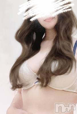 新潟人妻デリヘル 人妻不倫処　桃屋　新潟店(ヒトヅマフリンドコロモモヤ) みなみ・新人奥様(38)の7月11日写メブログ「出勤しまーす」