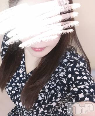 新潟人妻デリヘル 人妻不倫処　桃屋　新潟店(ヒトヅマフリンドコロモモヤ) みなみ・新人奥様(38)の8月9日写メブログ「出勤しました☺️」