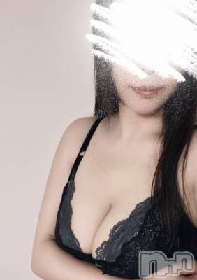 新潟デリヘル 人妻不倫処　桃屋　新潟店(ヒトヅマフリンドコロモモヤ) みなみ・新人奥様(38)の11月1日写メブログ「これから出勤します☺️」