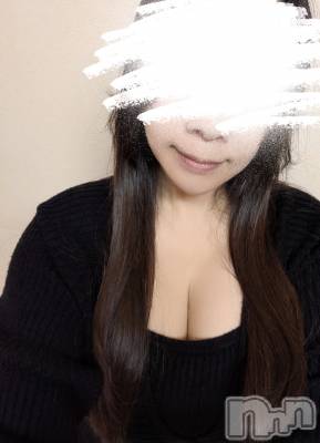 新潟デリヘル 人妻不倫処　桃屋　新潟店(ヒトヅマフリンドコロモモヤ) みなみ・清楚系大人女子(38)の12月28日写メブログ「出勤しました🥰」