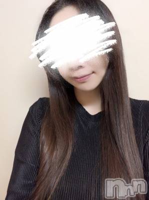 新潟デリヘル 人妻不倫処　桃屋　新潟店(ヒトヅマフリンドコロモモヤ) みなみ・清楚系大人女子(38)の2月28日写メブログ「12時から空いてます♥️」