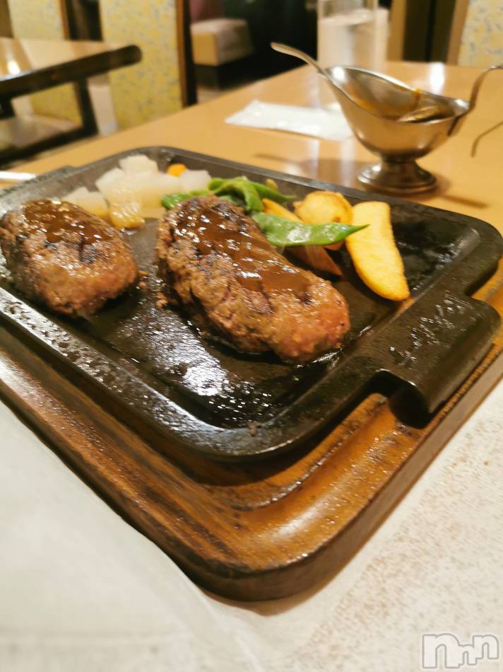 長野デリヘル(コインダムール)の2026年7月27日お店速報「今日はお休み。『ドン・キホーテ』ハンバーグへGO！」