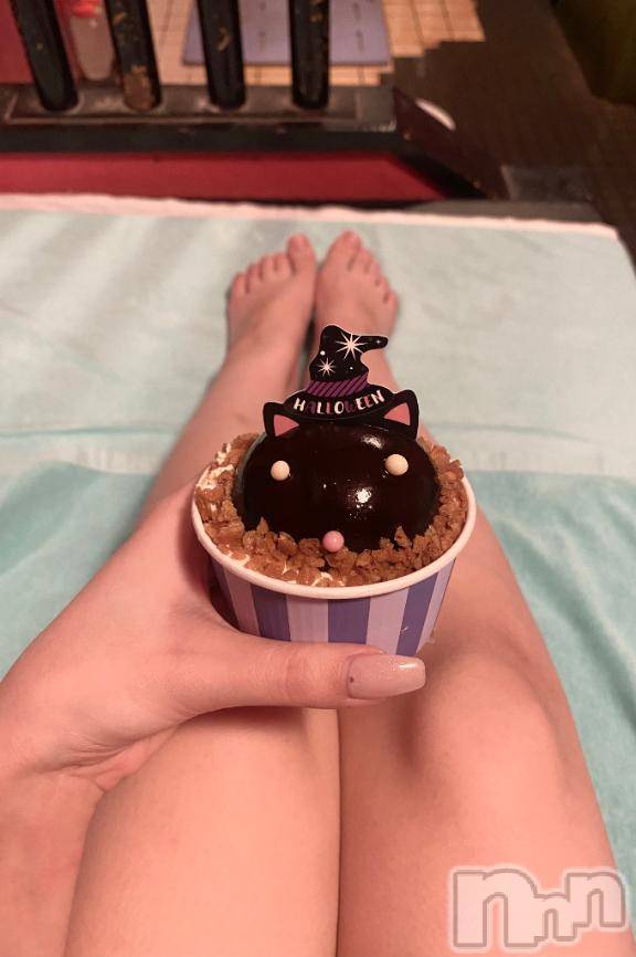 新潟ソープ新潟バニーコレクション(ニイガタバニーコレクション)ヒカリ(21)の2025年10月31日写メブログ「🐈‍⬛💜」