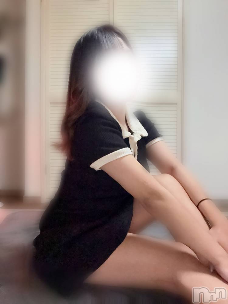 新潟メンズエステMen's Spa 神の手(メンズスパカミノテ) 九十九ひな(23)の11月17日写メブログ「夜だけの、」