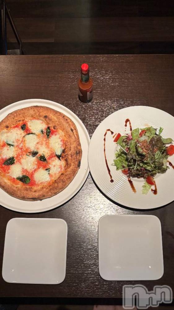 上越デリヘルRICHARD（リシャール）(リシャール) 仁美なな(22)の5月18日写メブログ「🍕🍕」