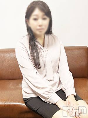 さら(41) 身長162cm、スリーサイズB90(E).W59.H88。新潟人妻デリヘル 熟女の風俗 最終章(ジュクジョノフウゾクサイシュウショウ)在籍。