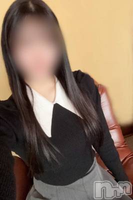 新人れな(21) 身長162cm、スリーサイズB84(B).W58.H85。長岡手コキ 長岡市総合デリヘル COLOR～デリヘル・手コキ・密着エステ～(ナガオカシソウゴウデリヘルカラー)在籍。