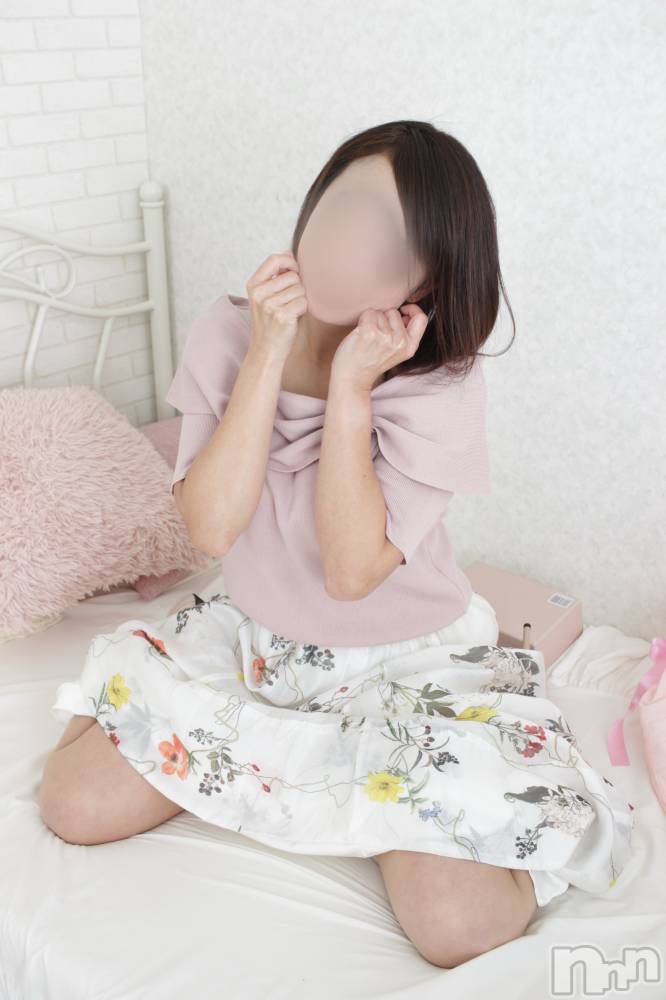 新潟人妻デリヘル新潟の可憐な妻たち～秘密の逢瀬～(ニイガタノカレンナツマタチ～ヒミツノオウセ～) 【体験】椎名はな(40)の5月29日写メブログ「嬉しすぎます🩷」