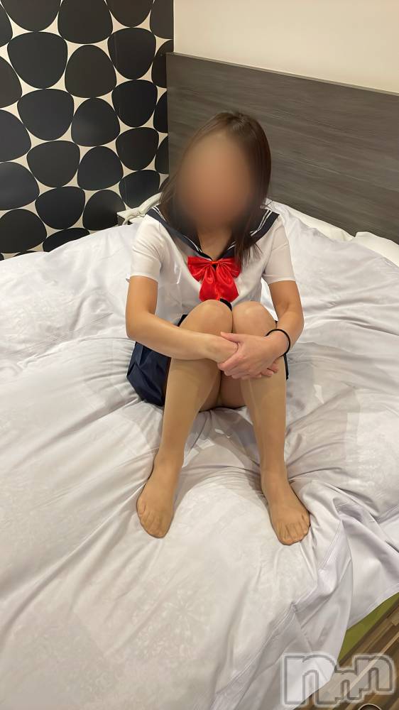 新潟デリヘル新潟の可憐な妻たち～秘密の逢瀬～(ニイガタノカレンナツマタチ～ヒミツノオウセ～) 【新人】椎名 はな(40)の1月6日写メブログ「初出勤のお知らせ❤️」