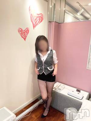 新潟人妻デリヘル 新潟の可憐な妻たち～秘密の逢瀬～(ニイガタノカレンナツマタチ～ヒミツノオウセ～) 【新人】椎名はな(40)の7月30日写メブログ「初めてOLコスプレしました🩷」